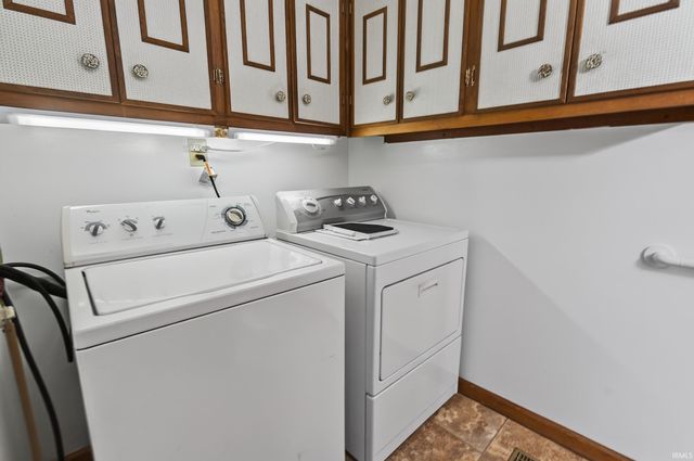 2492 S Roberts Way, Logansport, IN 46947