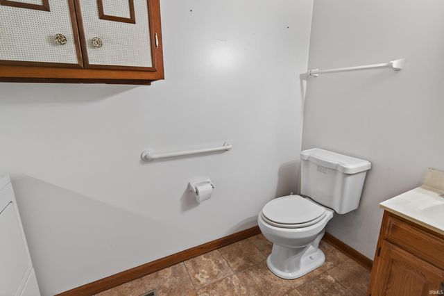 2492 S Roberts Way, Logansport, IN 46947