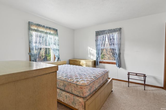 2492 S Roberts Way, Logansport, IN 46947