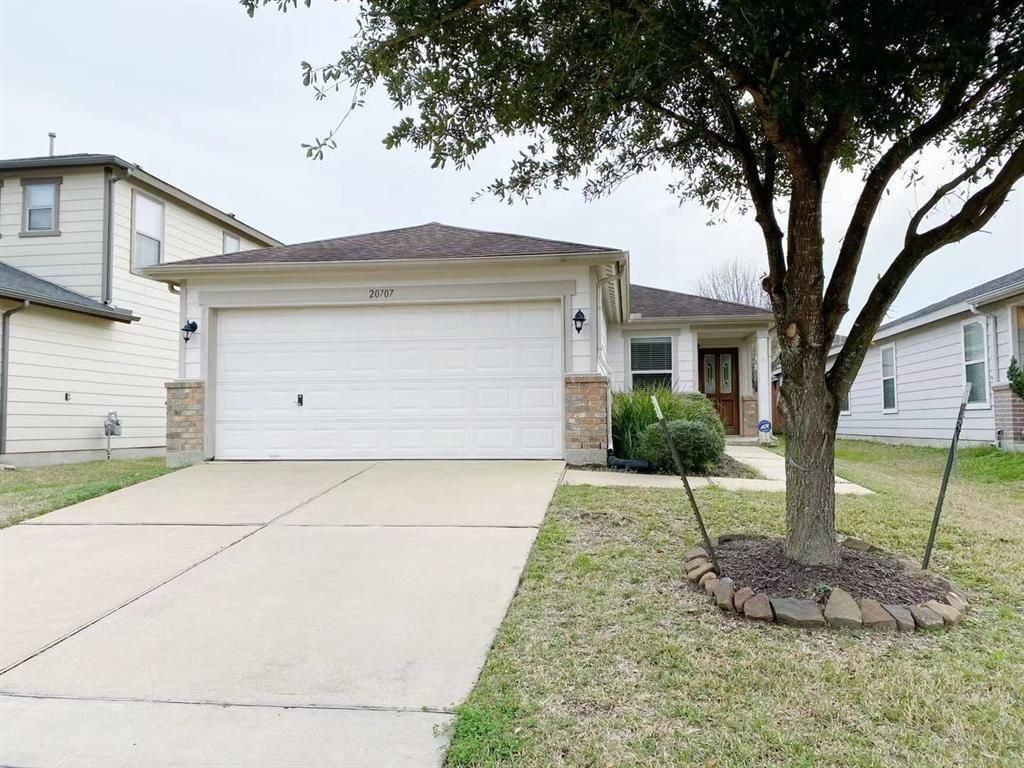 20707 Fair Castle Drive, Cypress, TX 77433
