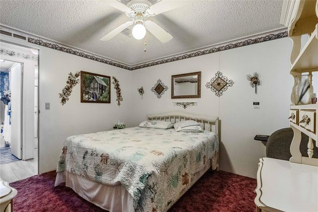 489 VILLAGE CIRCLE SW, Winter Haven, FL 33880