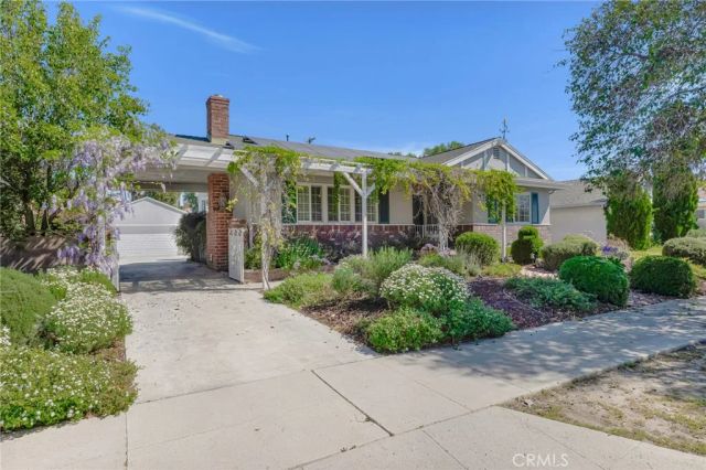 6522 Belmar Avenue, Reseda, CA 91335