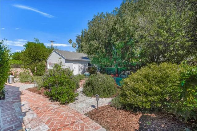 6522 Belmar Avenue, Reseda, CA 91335