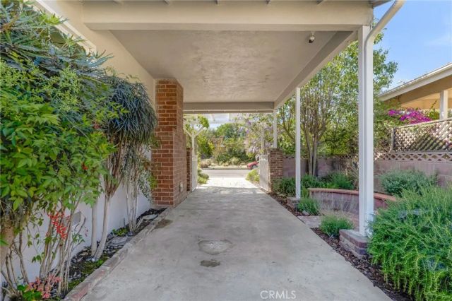 6522 Belmar Avenue, Reseda, CA 91335
