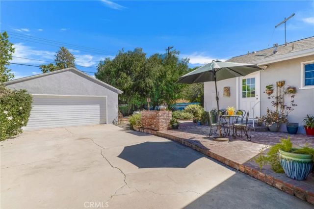 6522 Belmar Avenue, Reseda, CA 91335