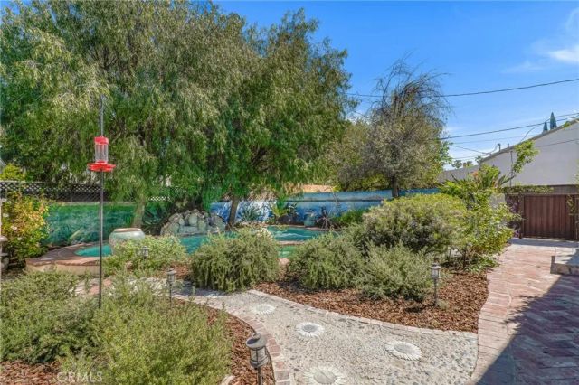 6522 Belmar Avenue, Reseda, CA 91335