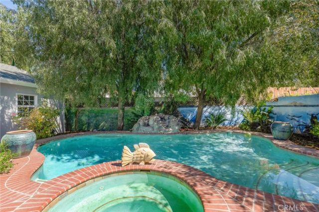 6522 Belmar Avenue, Reseda, CA 91335