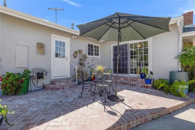 6522 Belmar Avenue, Reseda, CA 91335