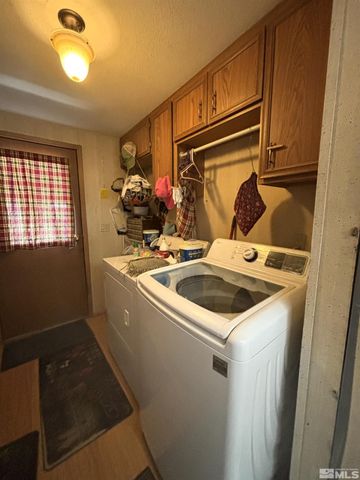 660 S Meridian Road, Lovelock, NV 89419