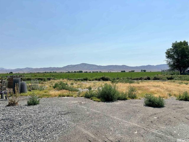 660 S Meridian Road, Lovelock, NV 89419