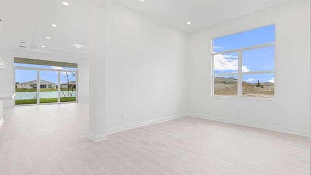 5042 Rivo Alto Circle, Westlake, FL 33470