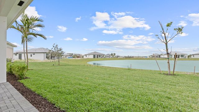 5042 Rivo Alto Circle, Westlake, FL 33470