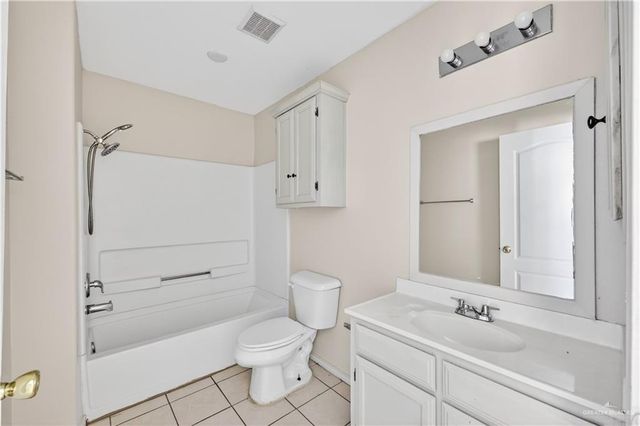 2505 Redbud Avenue A, Mcallen, TX 78504