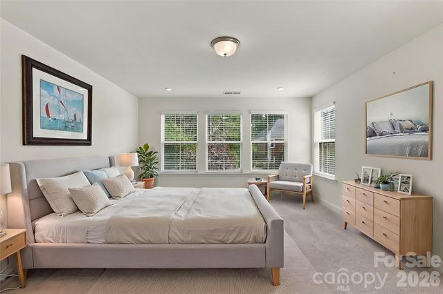 6113 Mariemont Circle, Charlotte, NC 28226