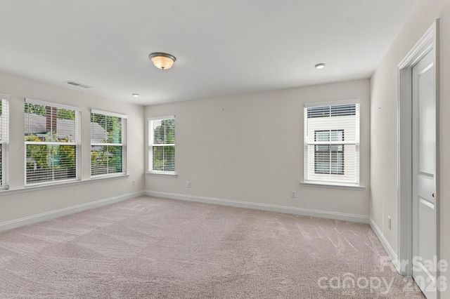6113 Mariemont Circle, Charlotte, NC 28226