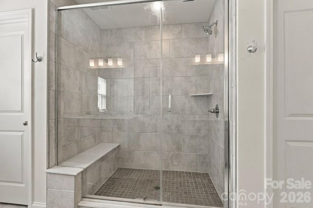 6113 Mariemont Circle, Charlotte, NC 28226