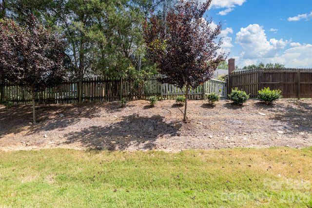 6113 Mariemont Circle, Charlotte, NC 28226