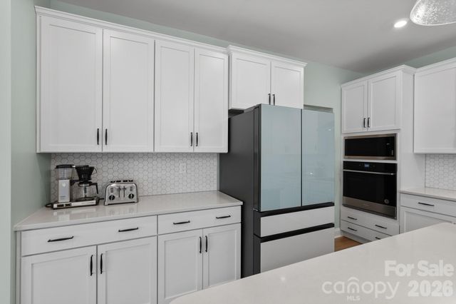 6113 Mariemont Circle, Charlotte, NC 28226