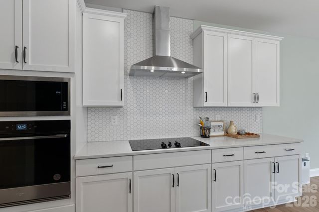 6113 Mariemont Circle, Charlotte, NC 28226