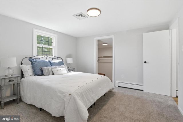 2571 LOCUST RD, Dover, PA 17315