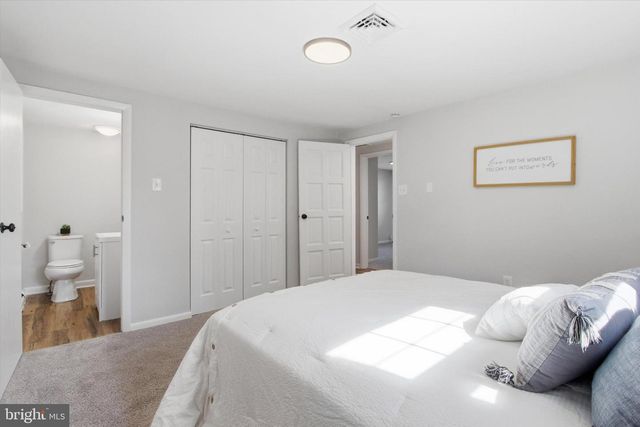 2571 LOCUST RD, Dover, PA 17315