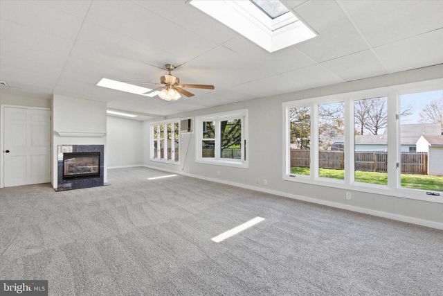 2571 LOCUST RD, Dover, PA 17315