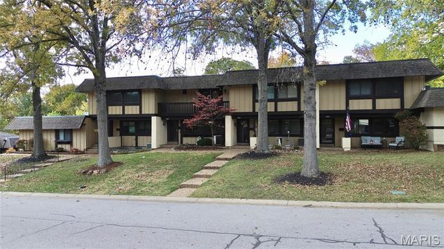 1357 Hampton Road C, St Charles, MO 63303