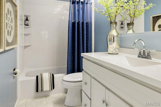 1357 Hampton Road C, St Charles, MO 63303