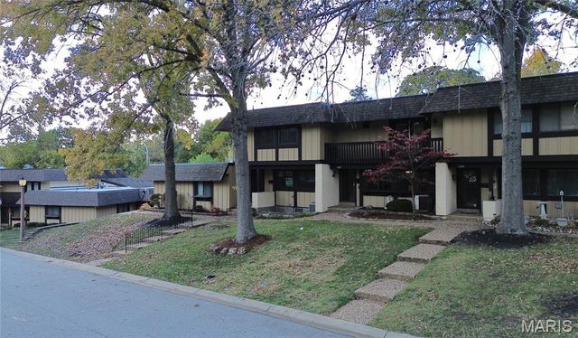 1357 Hampton Road C, St Charles, MO 63303