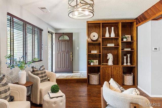 1357 Hampton Road C, St Charles, MO 63303