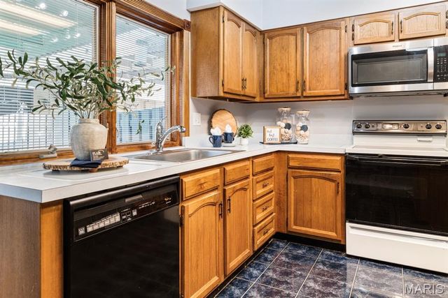 1357 Hampton Road C, St Charles, MO 63303