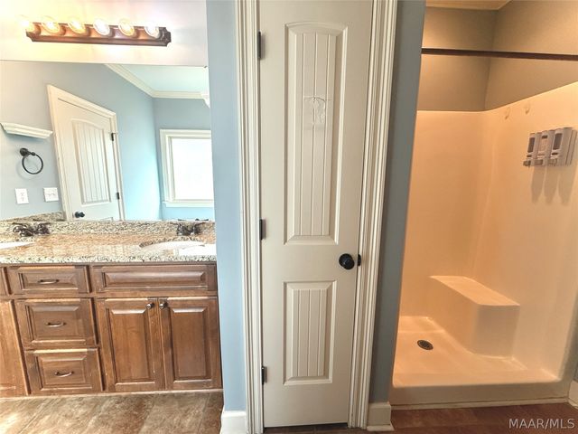 60 Hearth Haven Drive, Wetumpka, AL 36092