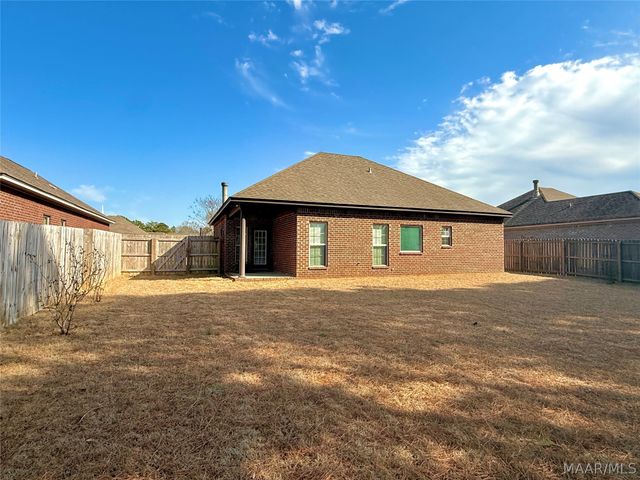 60 Hearth Haven Drive, Wetumpka, AL 36092