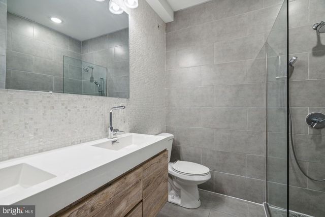 2548 ARCADIA ST, Philadelphia, PA 19125