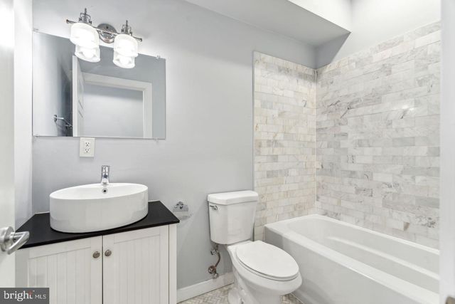 2548 ARCADIA ST, Philadelphia, PA 19125