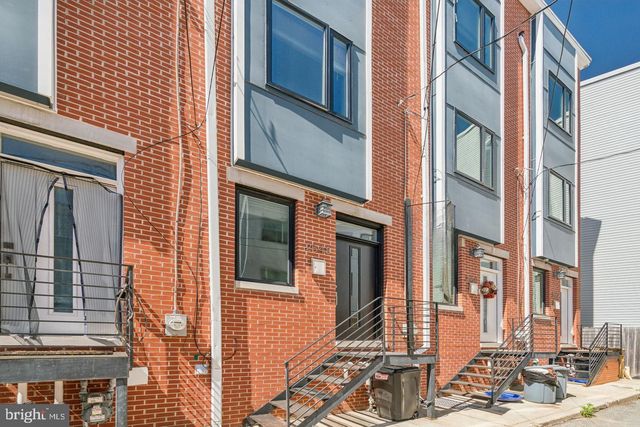 2548 ARCADIA ST, Philadelphia, PA 19125