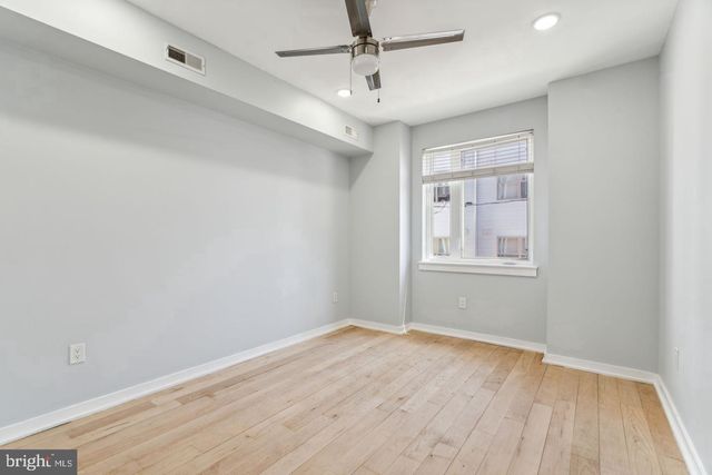 2548 ARCADIA ST, Philadelphia, PA 19125