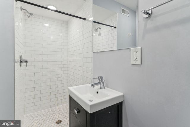 2548 ARCADIA ST, Philadelphia, PA 19125