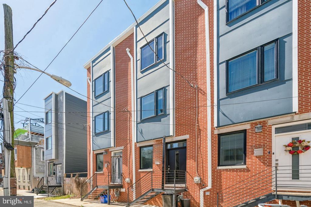 2548 ARCADIA ST, Philadelphia, PA 19125