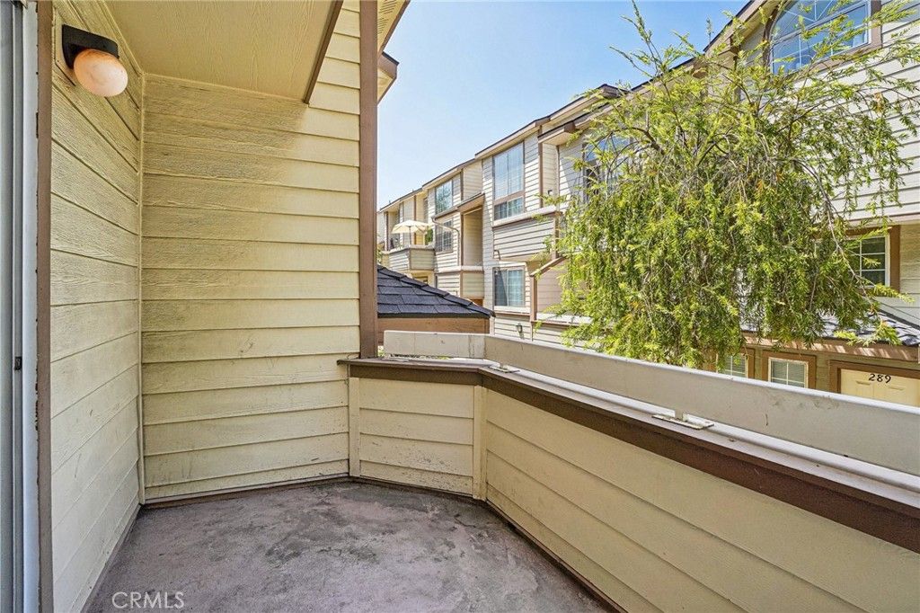Image 30 of property listing at 11150 Glenoaks Boulevard 271, Pacoima, CA 91331