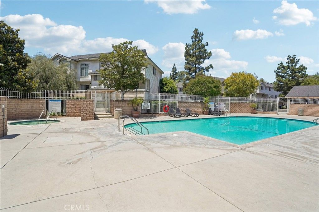 Image 39 of property listing at 11150 Glenoaks Boulevard 271, Pacoima, CA 91331