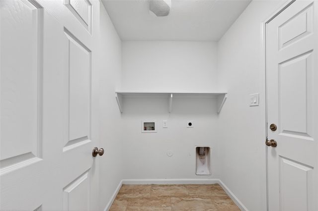 9014 Barracuda Drive, Texas City, TX 77591