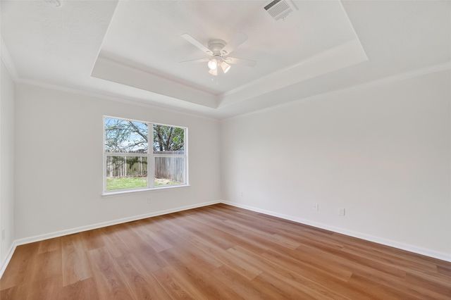 9014 Barracuda Drive, Texas City, TX 77591