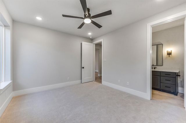 1904 Nantucket Drive, Houston, TX 77057