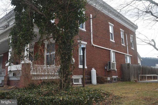 614 UNION ST, Millersburg, PA 17061