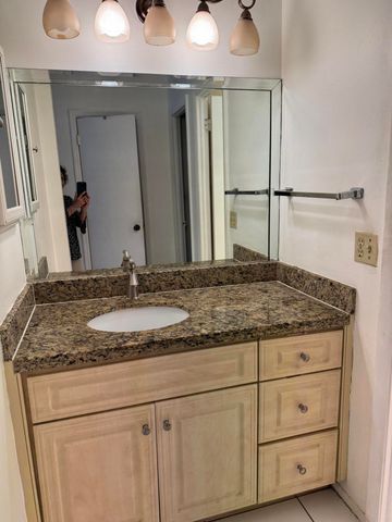 3015 N Ocean Boulevard 15A, Fort Lauderdale, FL 33308