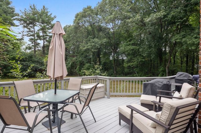 55 Overlook Dr W, Framingham, MA 01701
