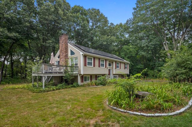 55 Overlook Dr W, Framingham, MA 01701