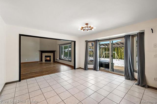 50813 Nagy Court, Macomb, MI 48044