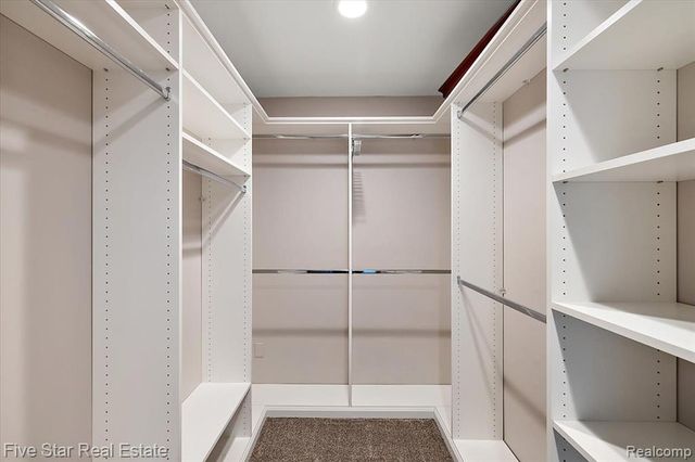 50813 Nagy Court, Macomb, MI 48044